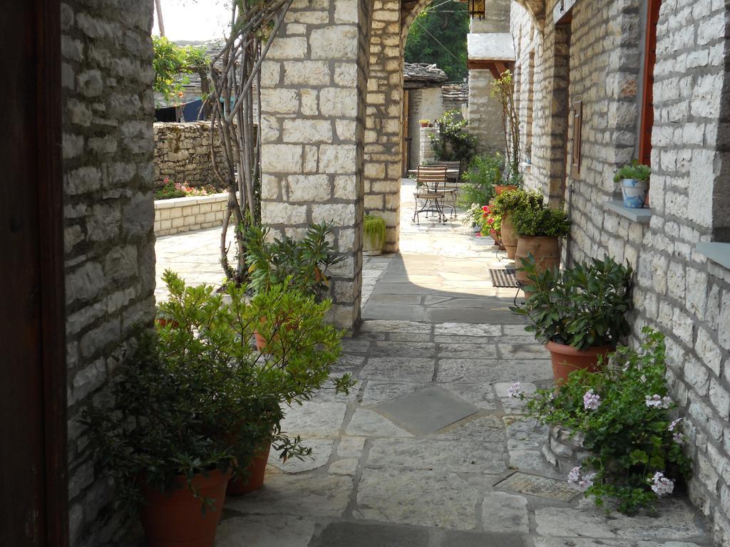 Vikos Hotel Monodendri Exteriér fotografie